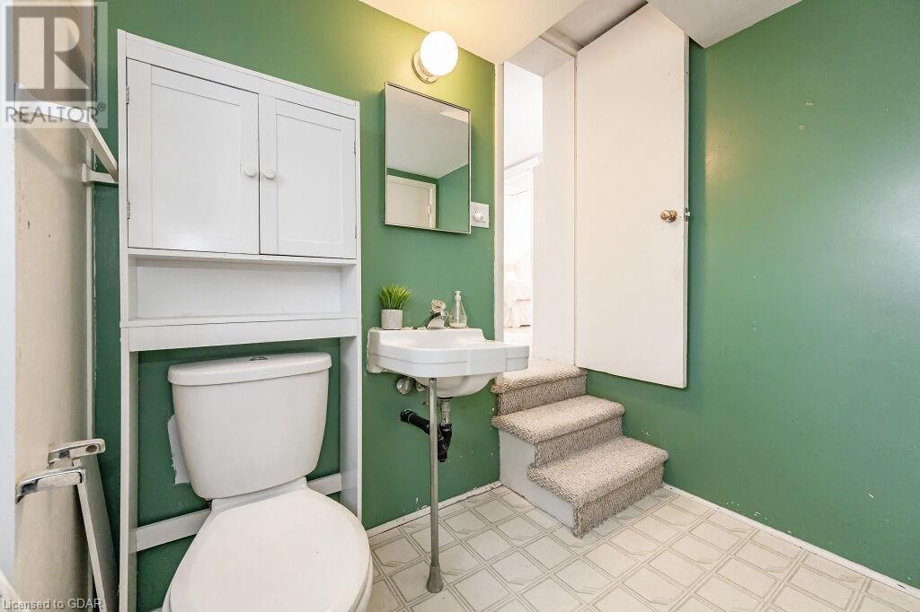 60 Queensway Drive, St. Jacobs, Ontario  N0B 2N0 - Photo 14 - 40546901