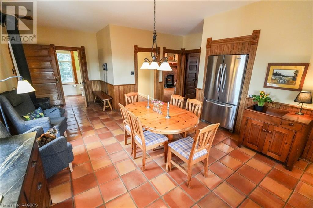 356601 The Blue Mountains-Euphrasia Townline, Town Of Blue Mountains, Ontario  N0H 1J0 - Photo 13 - 40545410