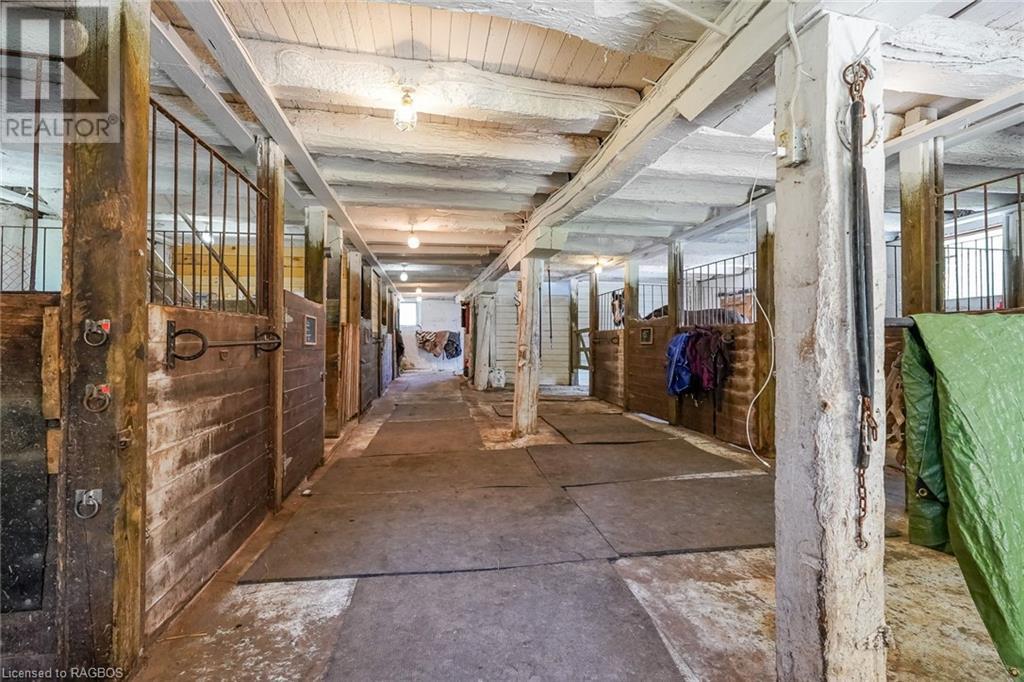 356601 The Blue Mountains-Euphrasia Townline, Town Of Blue Mountains, Ontario  N0H 1J0 - Photo 36 - 40545410