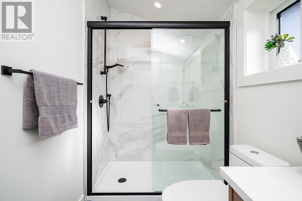 2 2794 Horley Street, Vancouver, British Columbia  V5R 4R8 - Photo 15 - R2854311