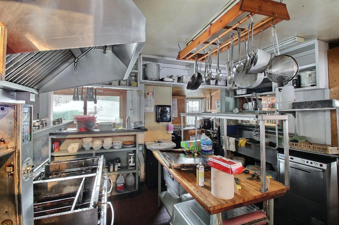 318 Stephen Avenue, East Highway 1, British Columbia  V0A 1G0 - Photo 9 - 2475208