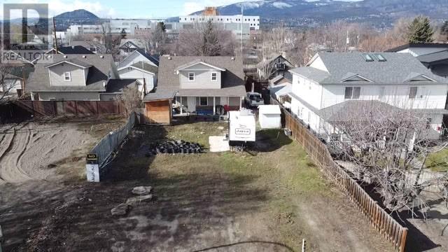 2234 Woodlawn Street Kelowna Photo 4