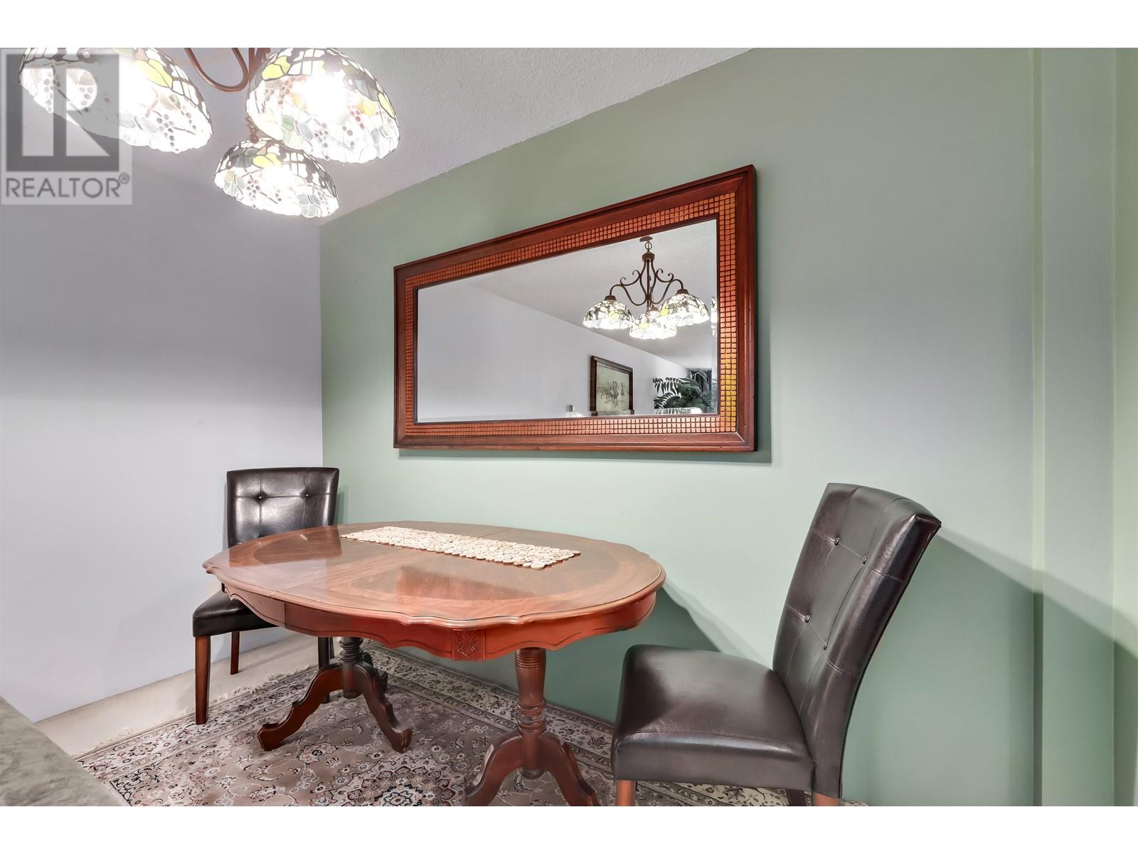 210 2020 Fullerton Avenue, North Vancouver, British Columbia  V7P 3G3 - Photo 11 - R2854478