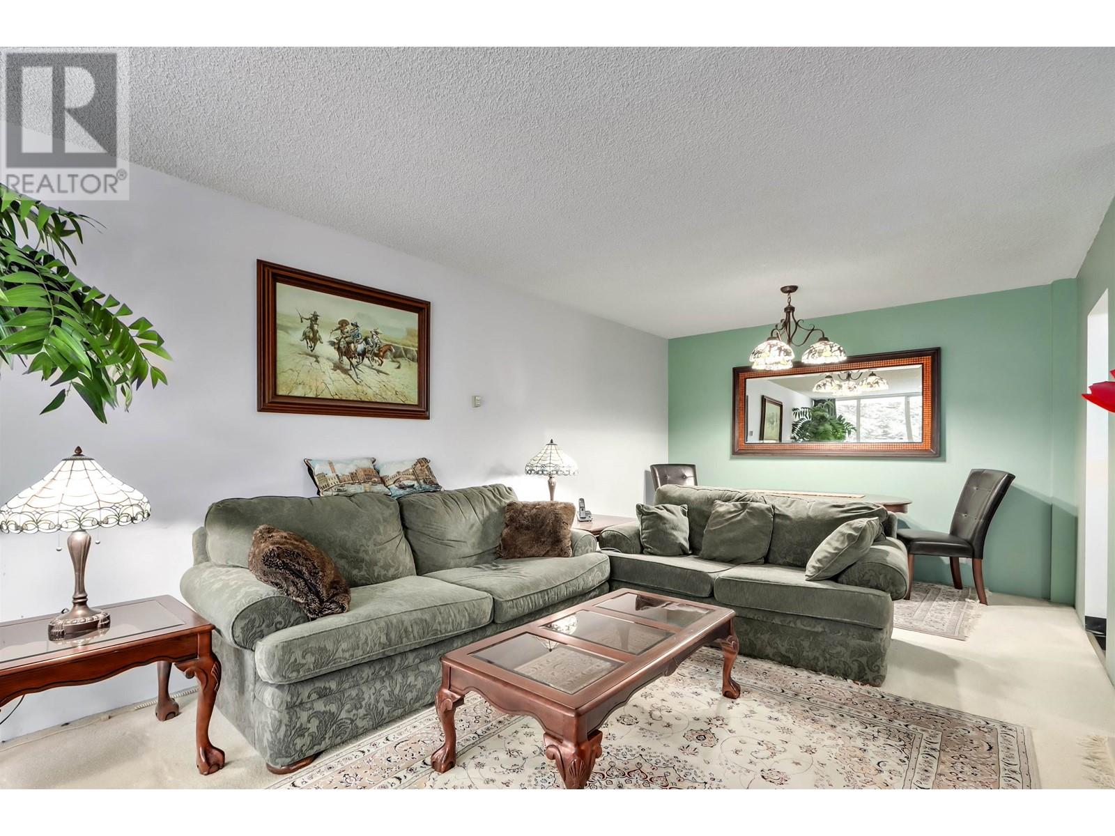 210 2020 Fullerton Avenue, North Vancouver, British Columbia  V7P 3G3 - Photo 5 - R2854478