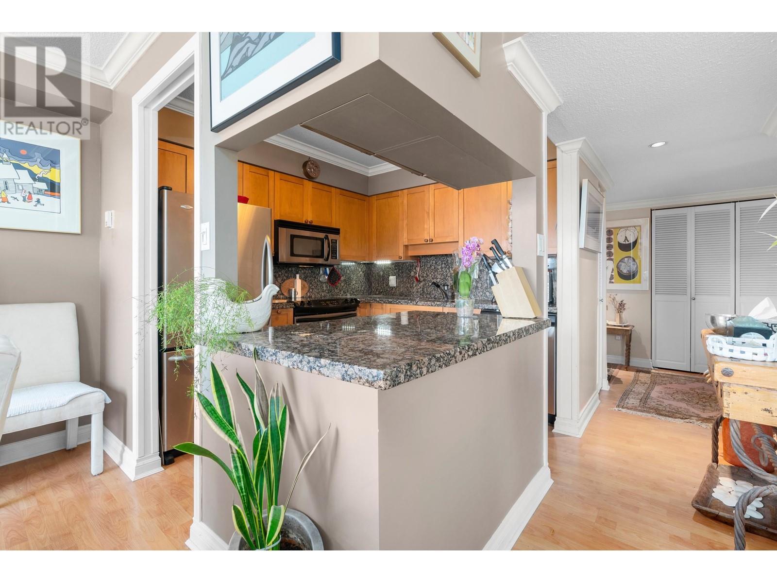 903 1745 Esquimalt Avenue, West Vancouver, British Columbia  V7V 1R7 - Photo 15 - R2854500