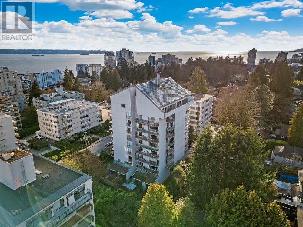 903 1745 Esquimalt Avenue, West Vancouver, British Columbia  V7V 1R7 - Photo 37 - R2854500