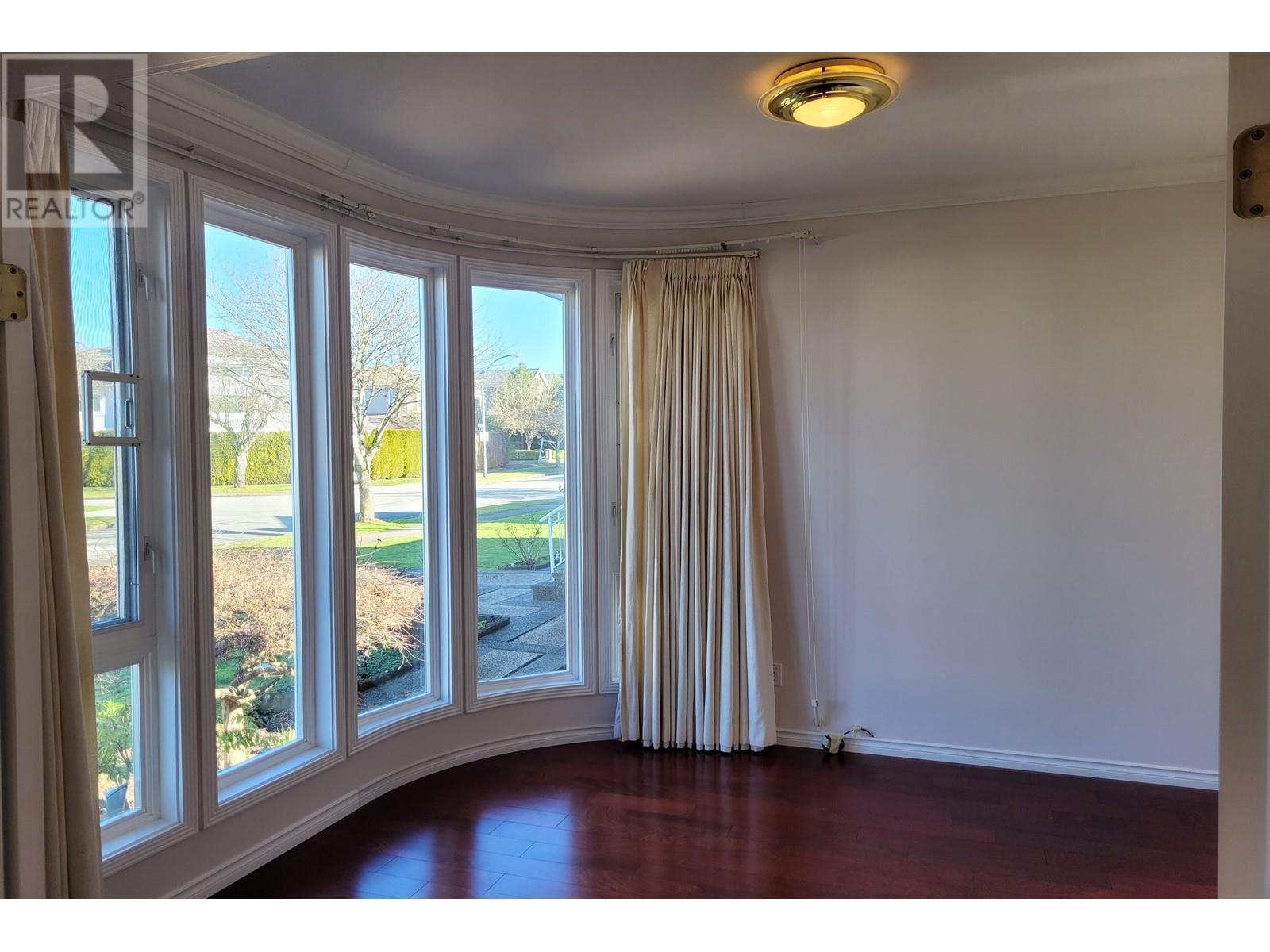 2556 W 20th Avenue, Vancouver, British Columbia  V6L 1G8 - Photo 9 - R2854494