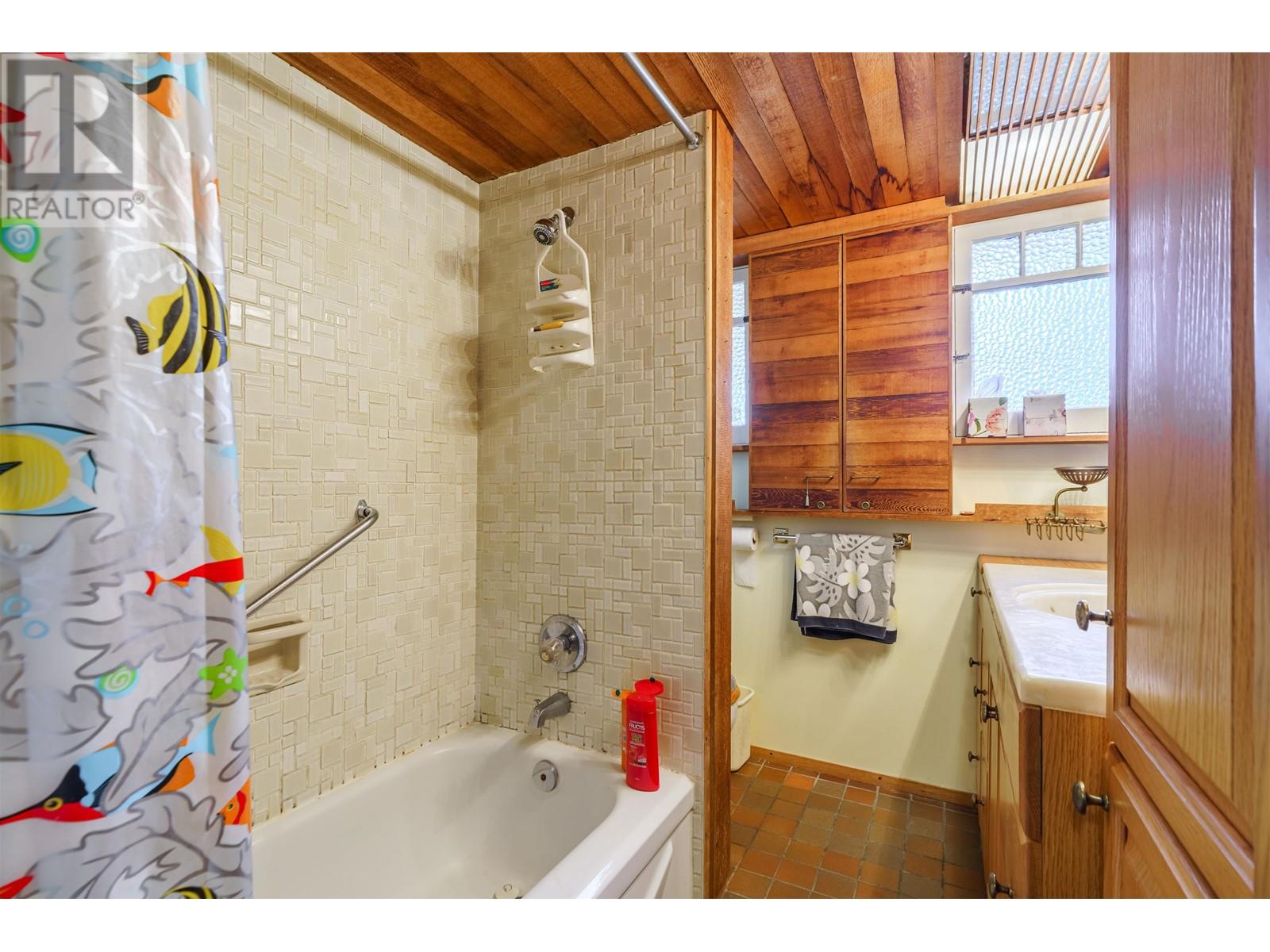 2635 W 12th Avenue, Vancouver, British Columbia  V6K 2P4 - Photo 22 - R2854515