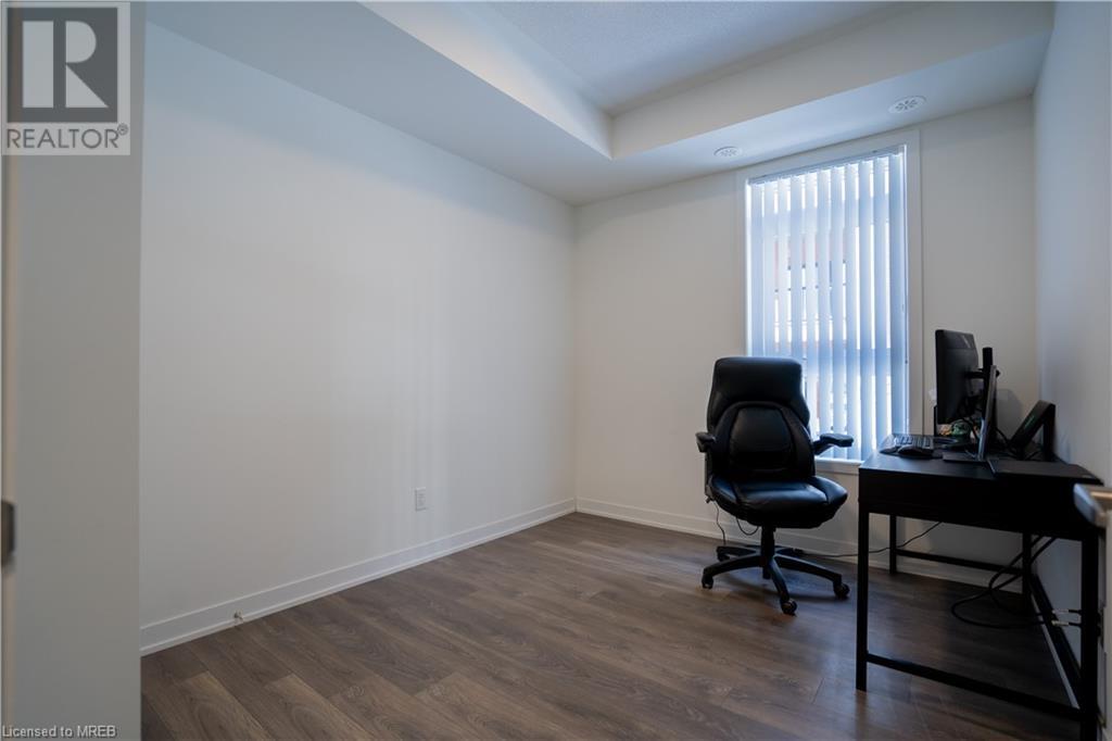 100 Canon Jackson Drive Drive Unit# 64, Toronto, Ontario  M6M 0C1 - Photo 15 - 40546874