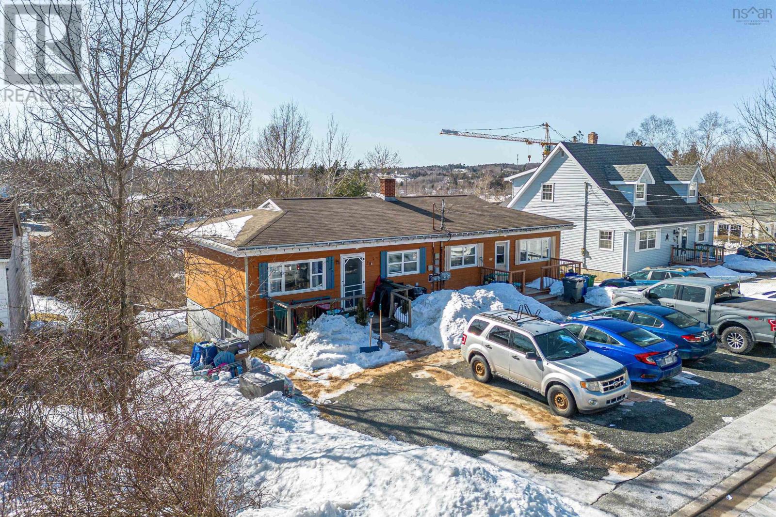 28 Hillcrest Avenue, Sackville, Nova Scotia  B4C 1X1 - Photo 2 - 202403665