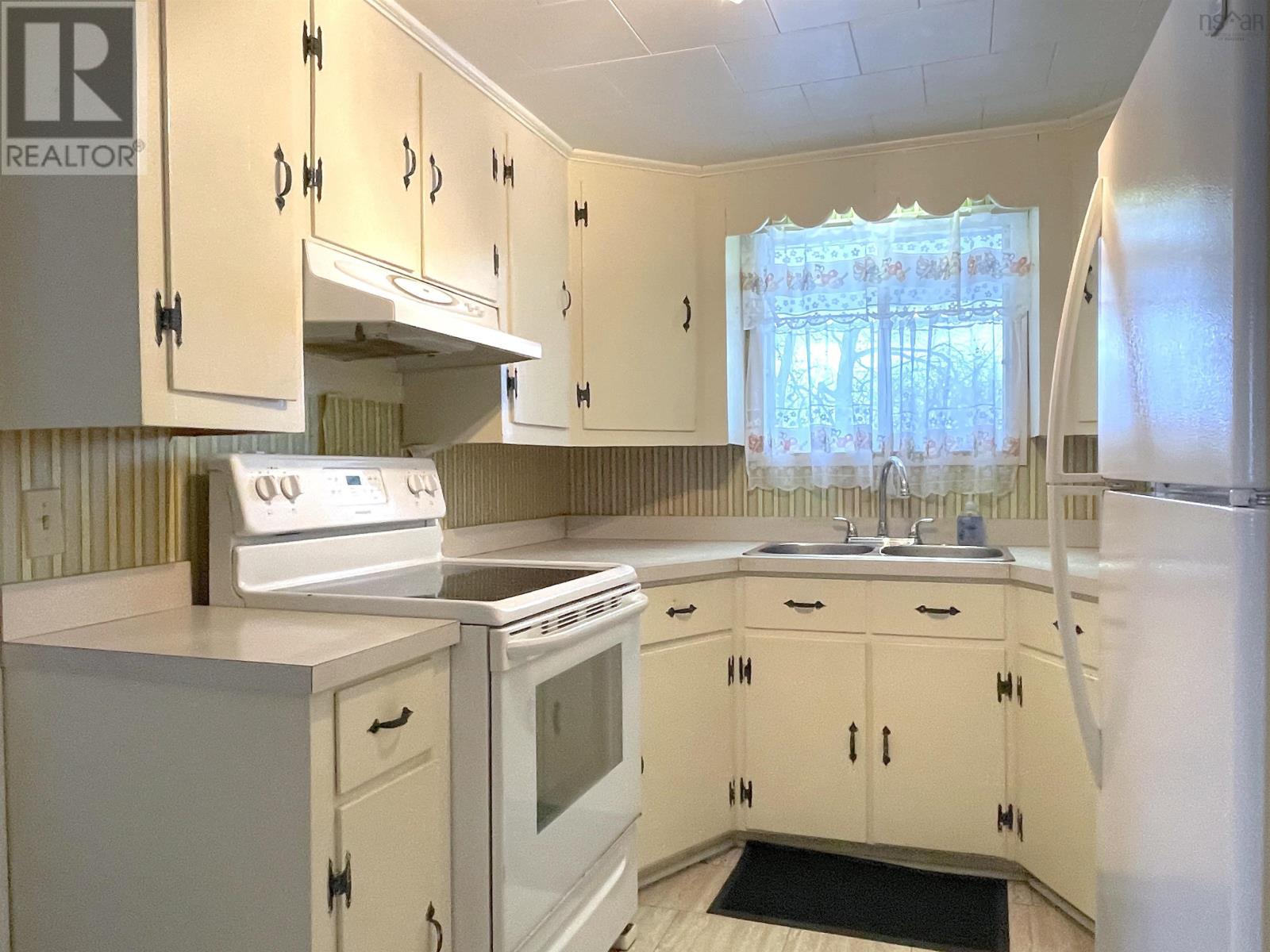 102 Oceanview Drive, Neils Harbour, Nova Scotia  B0C 1N0 - Photo 7 - 202403667