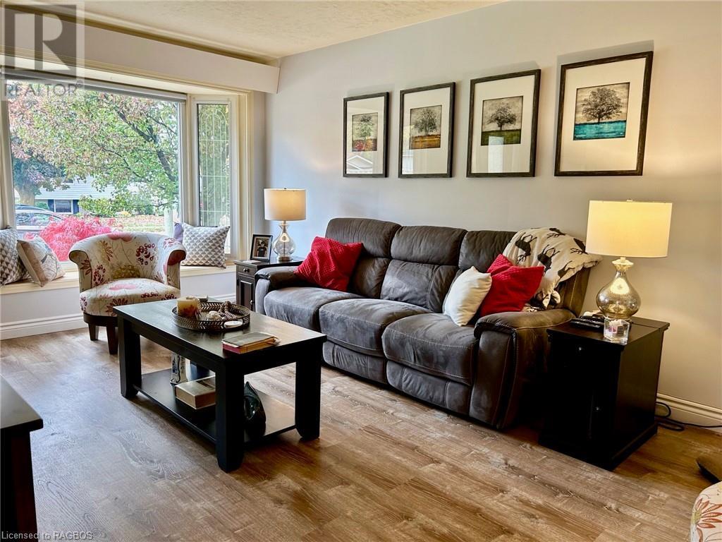 415 Waterloo Street, Port Elgin, Ontario  N0H 2C1 - Photo 4 - 40547395