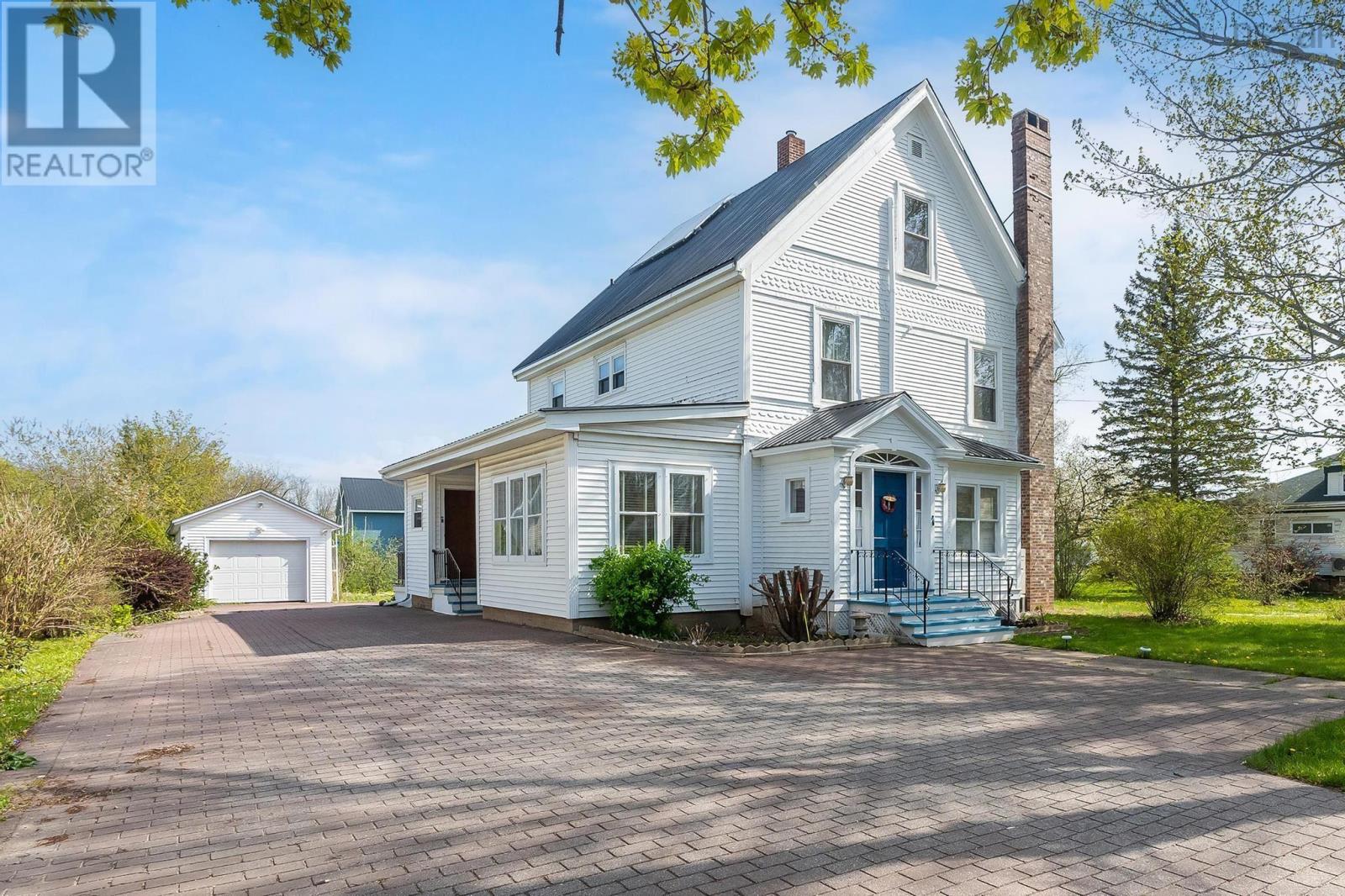 370 Main Street, Middleton, Nova Scotia  B0S 1P0 - Photo 2 - 202403675