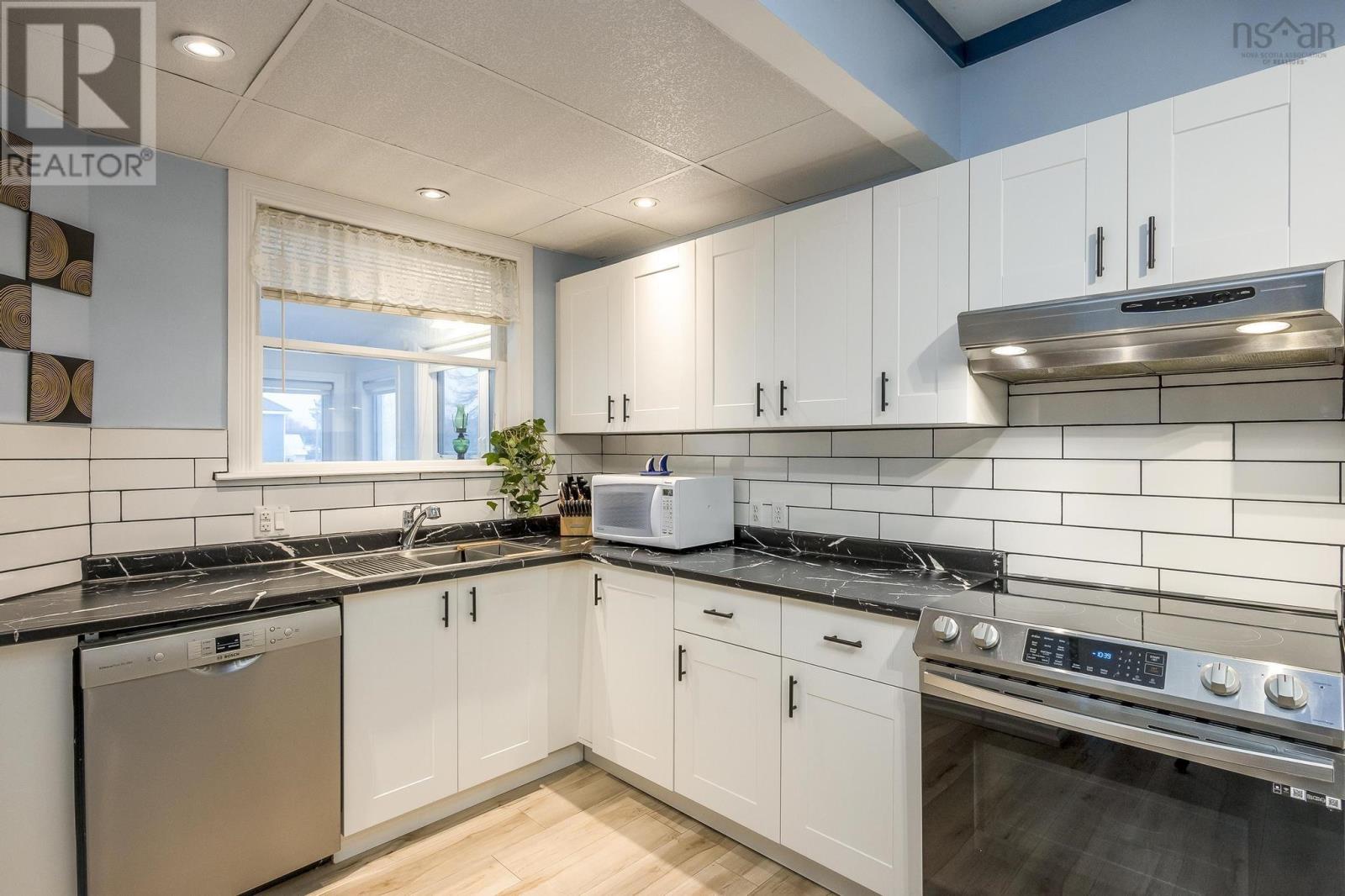 370 Main Street, Middleton, Nova Scotia  B0S 1P0 - Photo 20 - 202403675