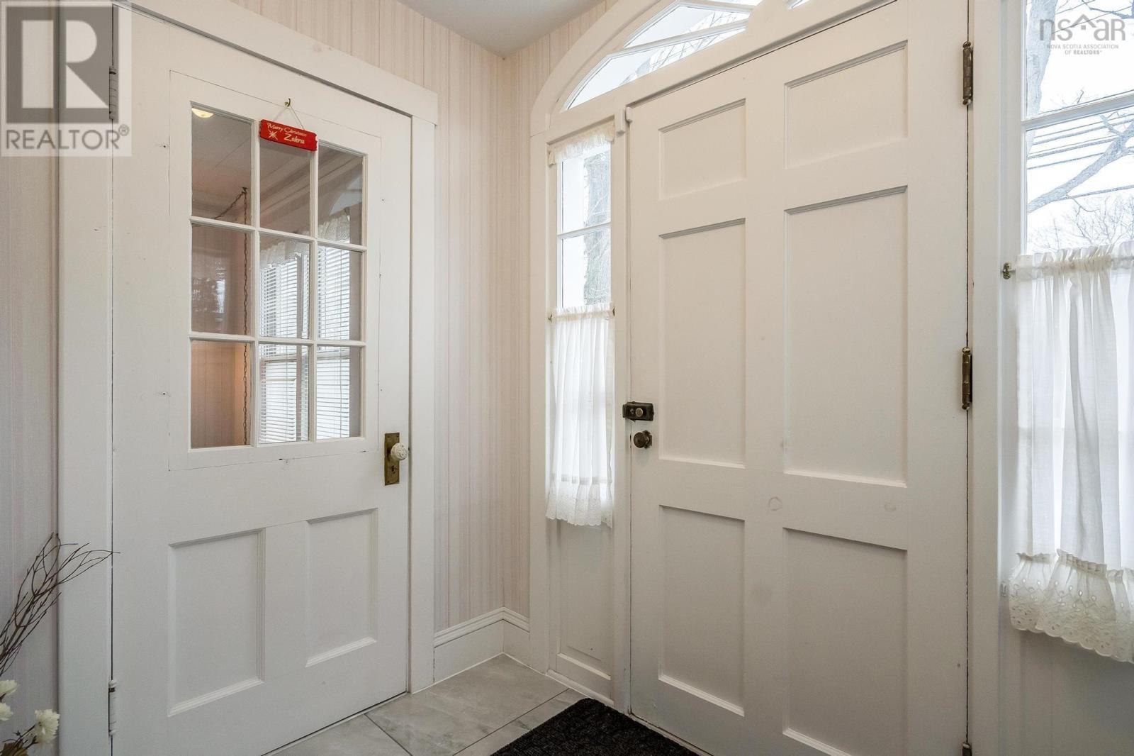 370 Main Street, Middleton, Nova Scotia  B0S 1P0 - Photo 4 - 202403675