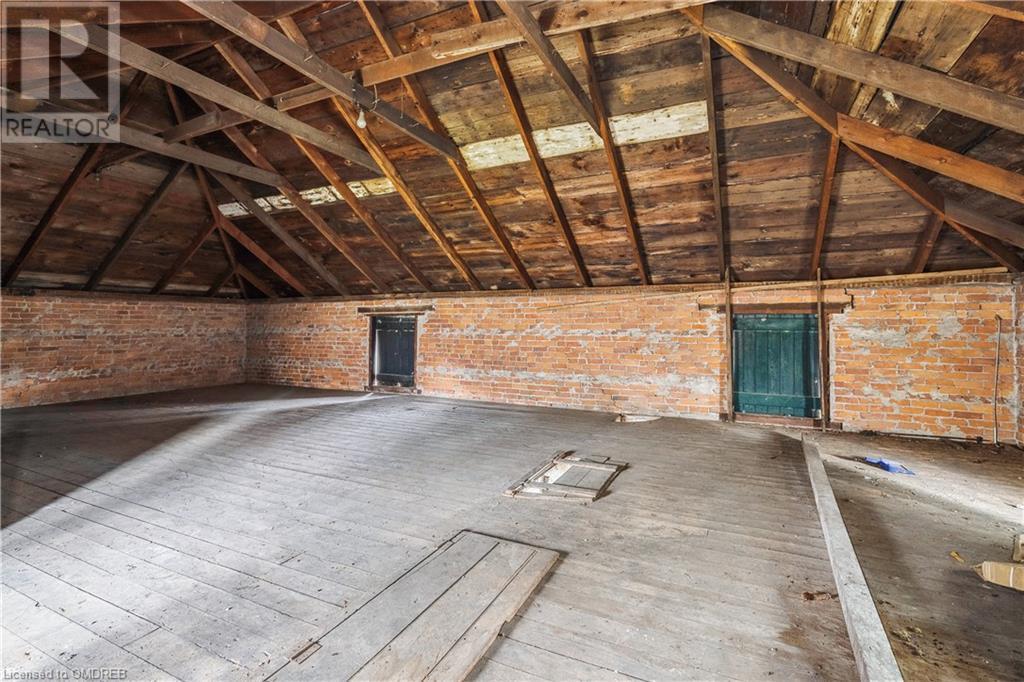 30 South Street W, Hamilton, Ontario  L9H 4C5 - Photo 50 - 40515898