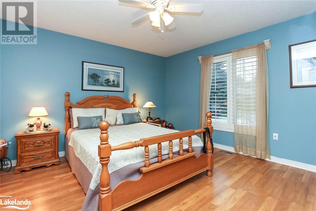 8 Pennsylvania Avenue, Wasaga Beach, Ontario  L9Z 3A8 - Photo 24 - 40546577