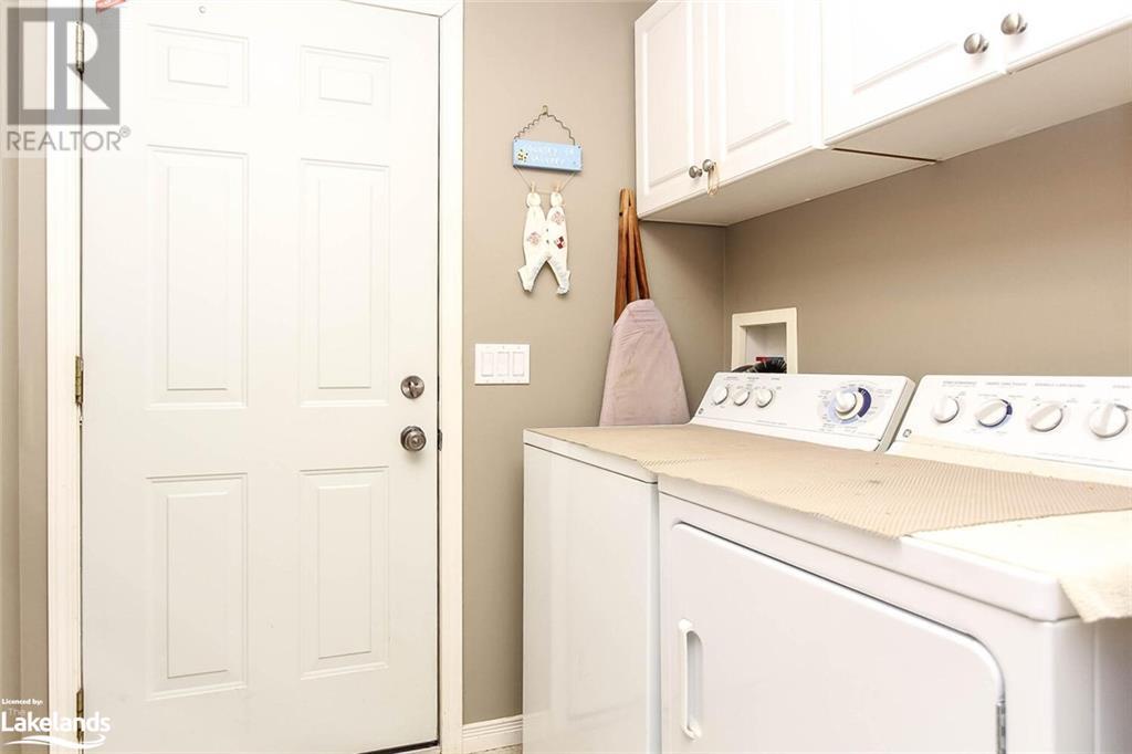 8 Pennsylvania Avenue, Wasaga Beach, Ontario  L9Z 3A8 - Photo 28 - 40546577