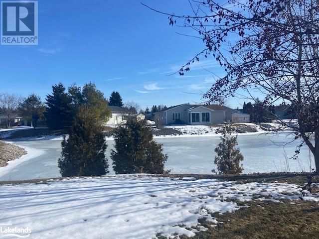 8 Pennsylvania Avenue, Wasaga Beach, Ontario  L9Z 3A8 - Photo 4 - 40546577