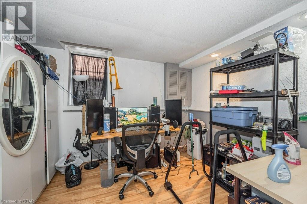 19 Mason Court, Guelph, Ontario  N1G 3G9 - Photo 24 - 40546446