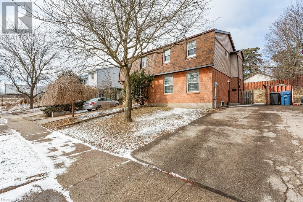 19 Mason Court, Guelph, Ontario  N1G 3G9 - Photo 3 - 40546446