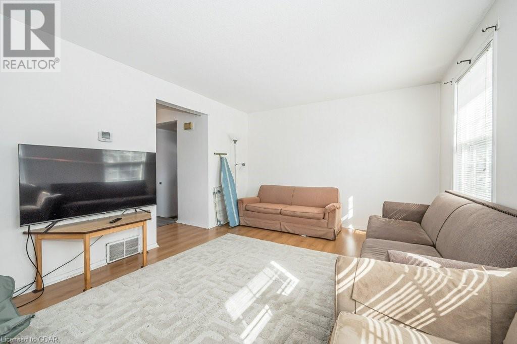 19 Mason Court, Guelph, Ontario  N1G 3G9 - Photo 9 - 40546446