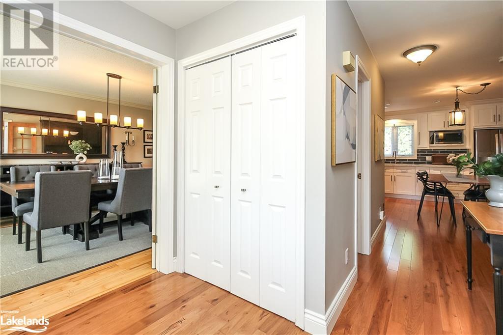 79 Lockhart Road, Collingwood, Ontario  L9Y 4N4 - Photo 3 - 40546722