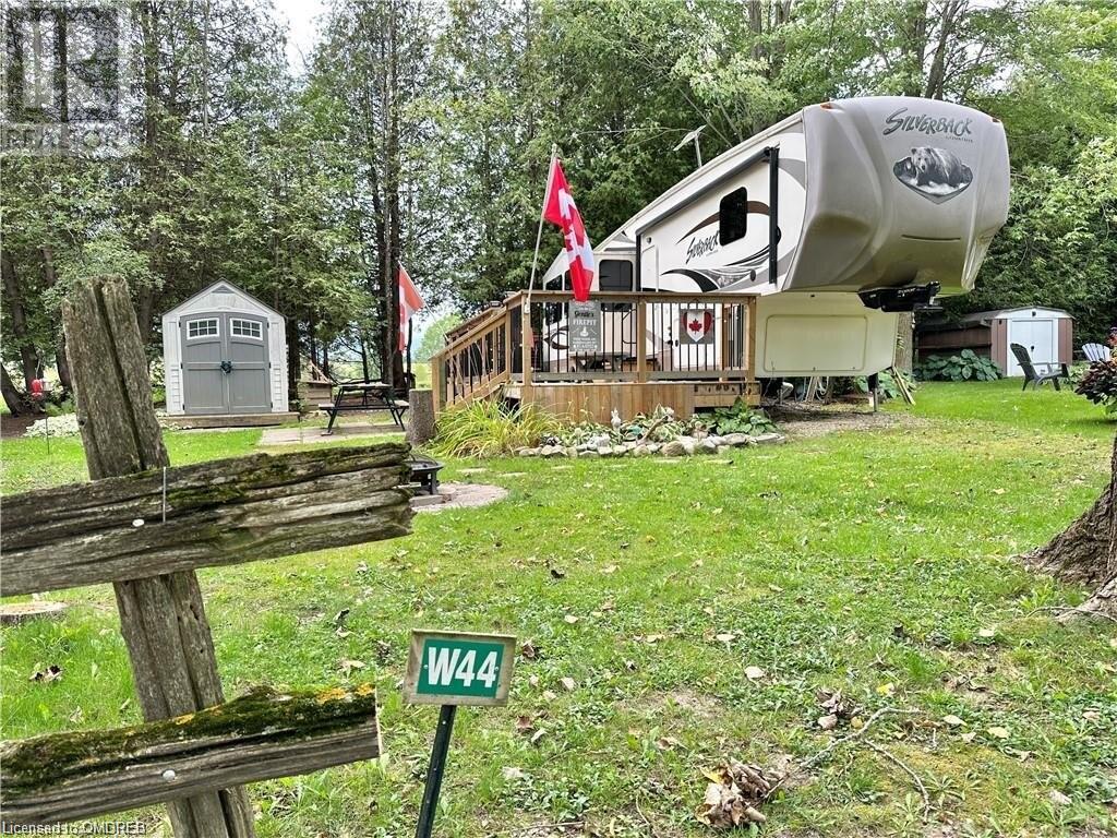 7489 Sideroad 5 E E Unit# Woodside 44, Mount Forest, Ontario  N0G 2L0 - Photo 1 - 40528874