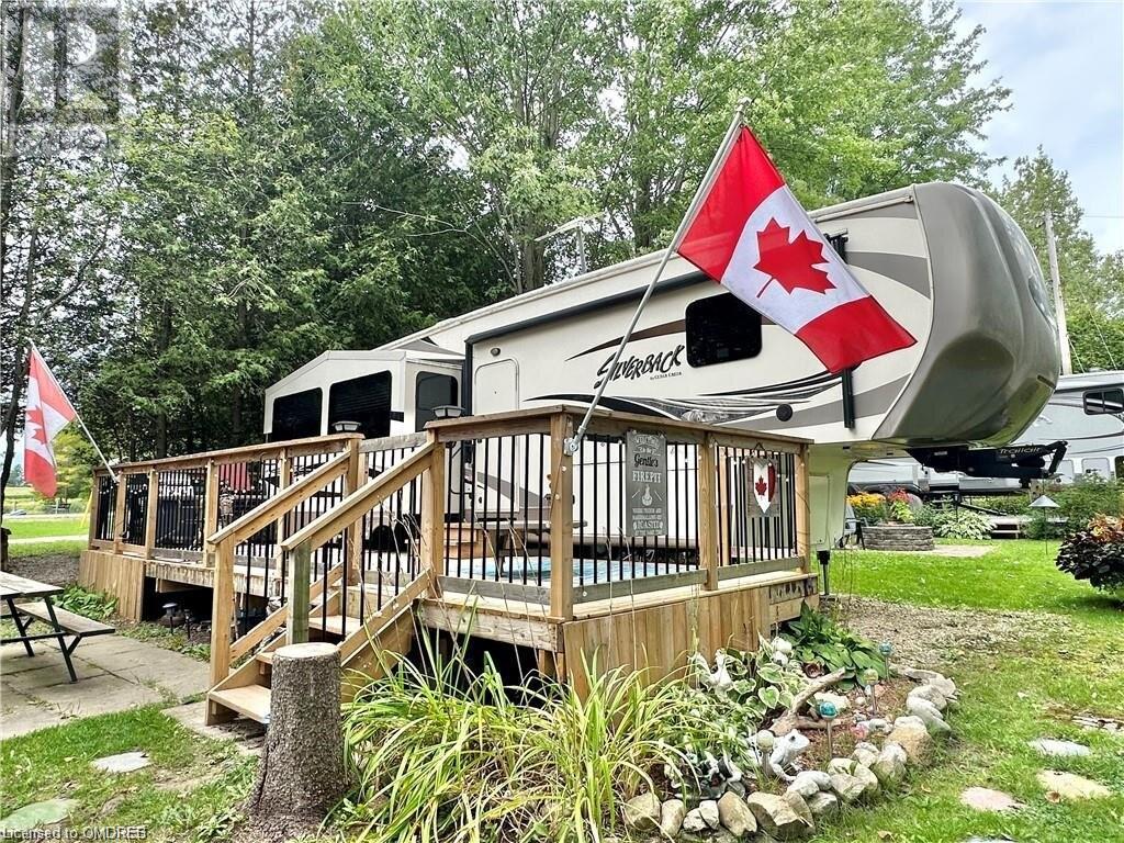 7489 Sideroad 5 E E Unit# Woodside 44, Mount Forest, Ontario  N0G 2L0 - Photo 4 - 40528874