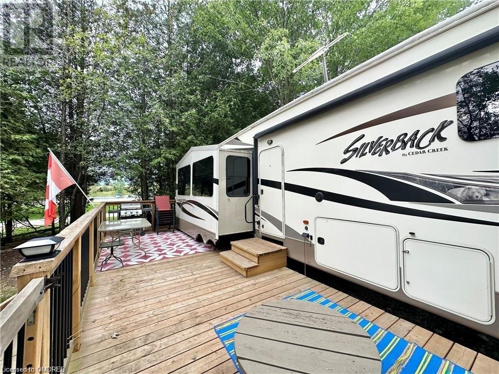 7489 Sideroad 5 E E Unit# Woodside 44, Mount Forest, Ontario  N0G 2L0 - Photo 9 - 40528874