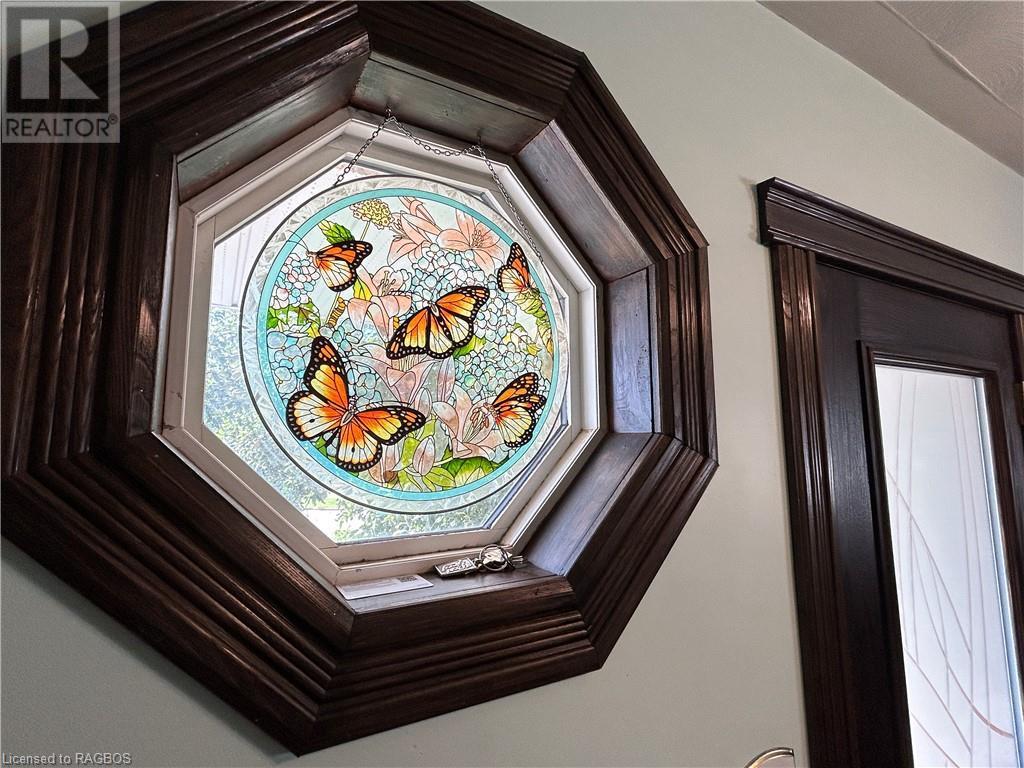 213 Queen Street S, Durham, Ontario  N0G 1R0 - Photo 4 - 40546506