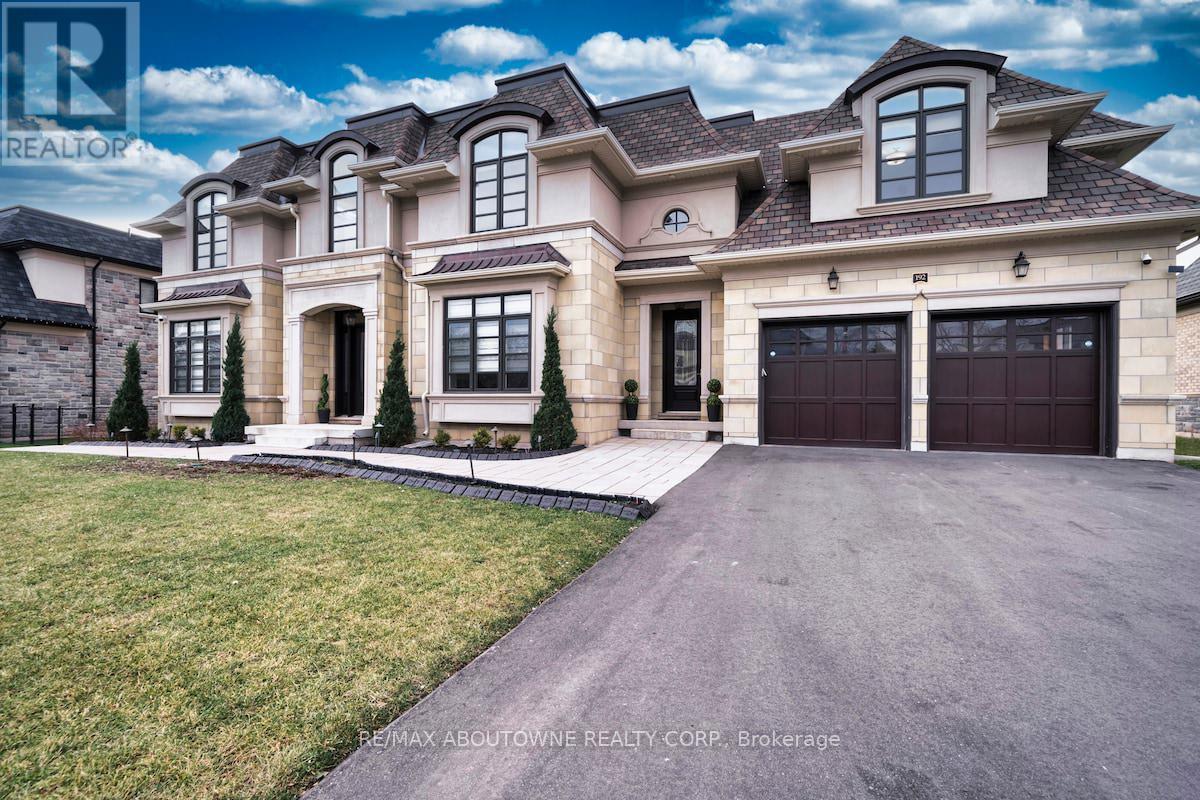 192 PRINCE GEORGE CRES, oakville, Ontario