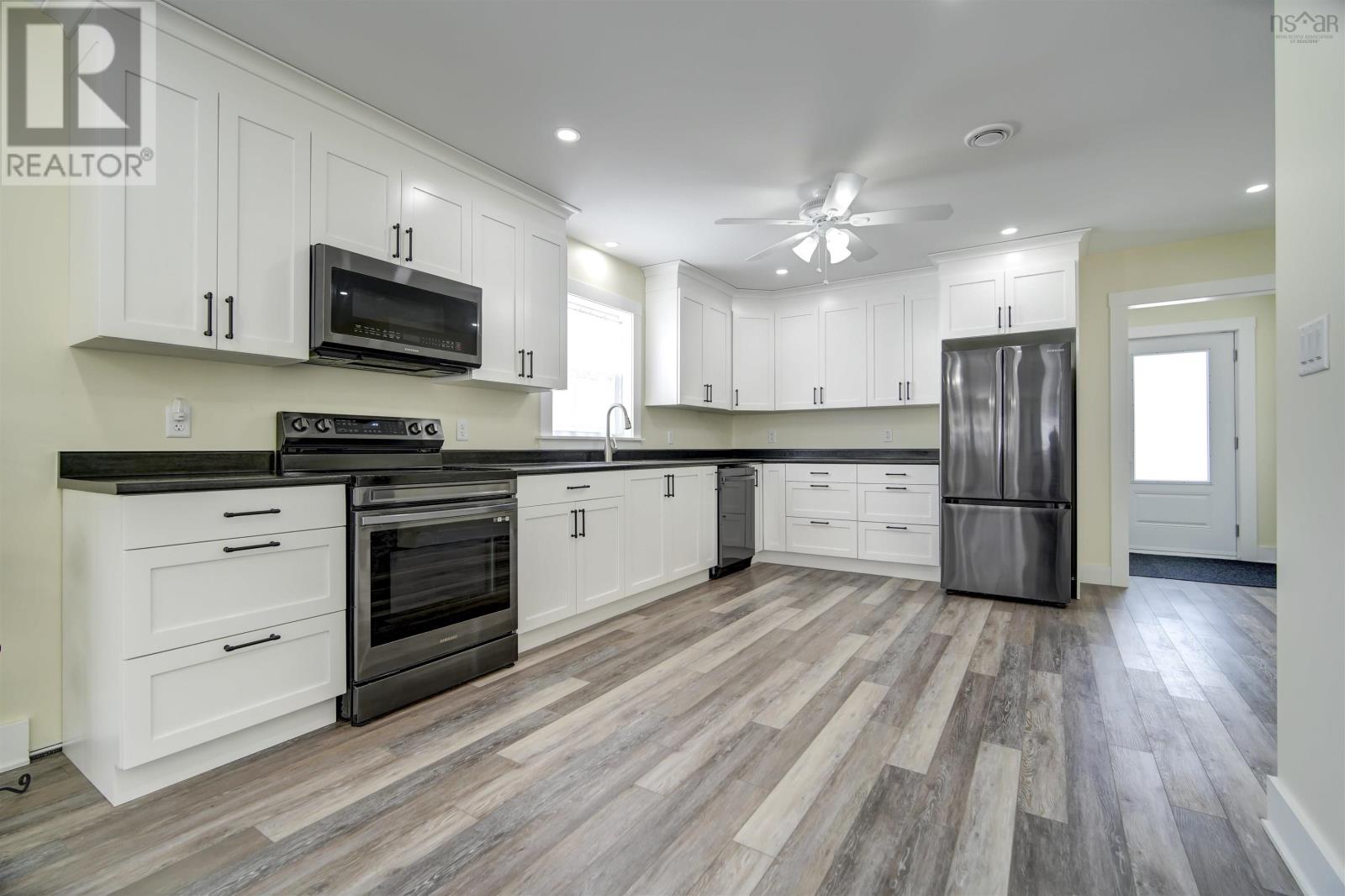 22 North Green Road, Lakeside, Nova Scotia  B3T 1A9 - Photo 8 - 202403671