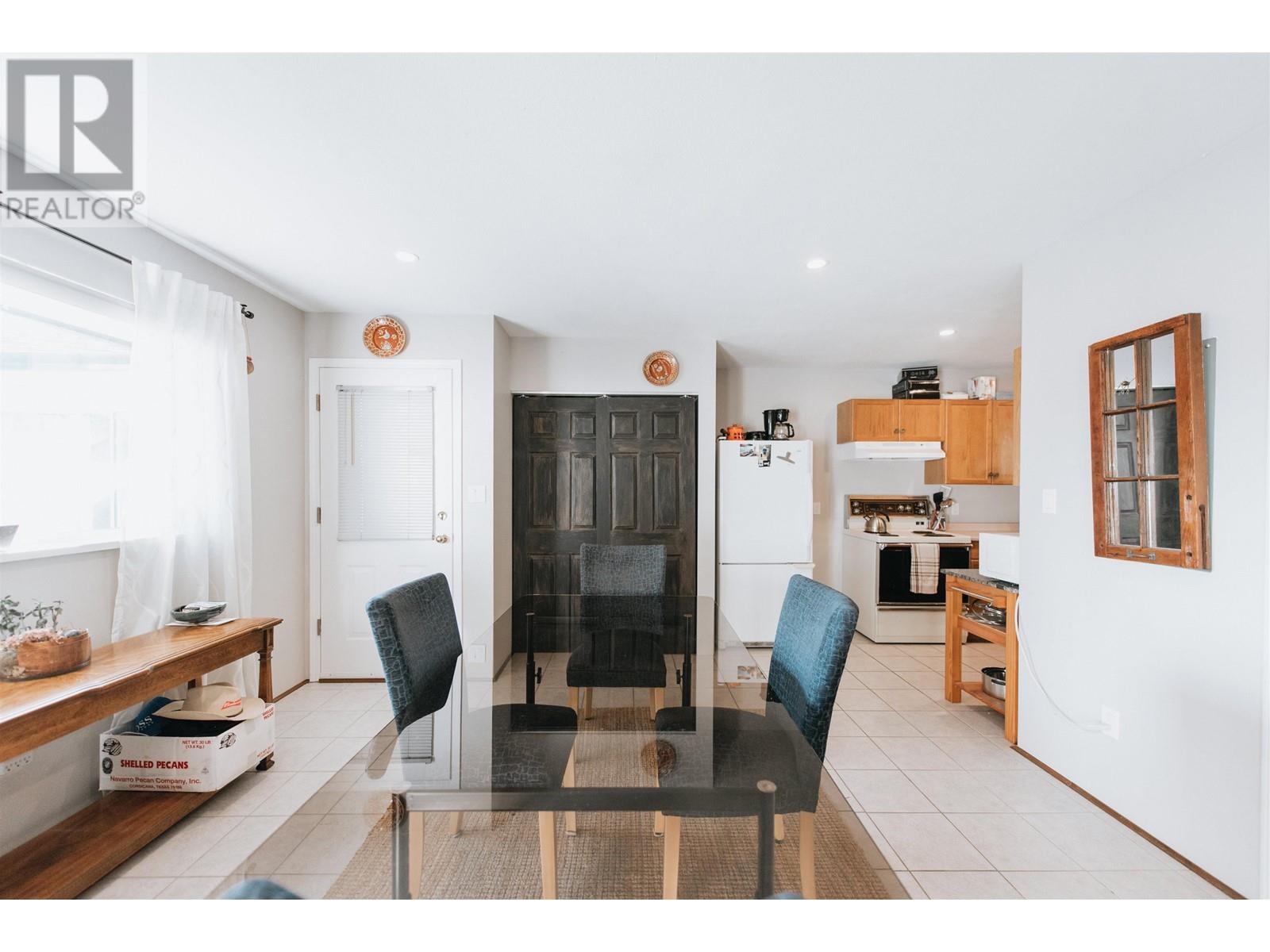 918 Davis Road, Gibsons, British Columbia  V0N 1V8 - Photo 26 - R2854601