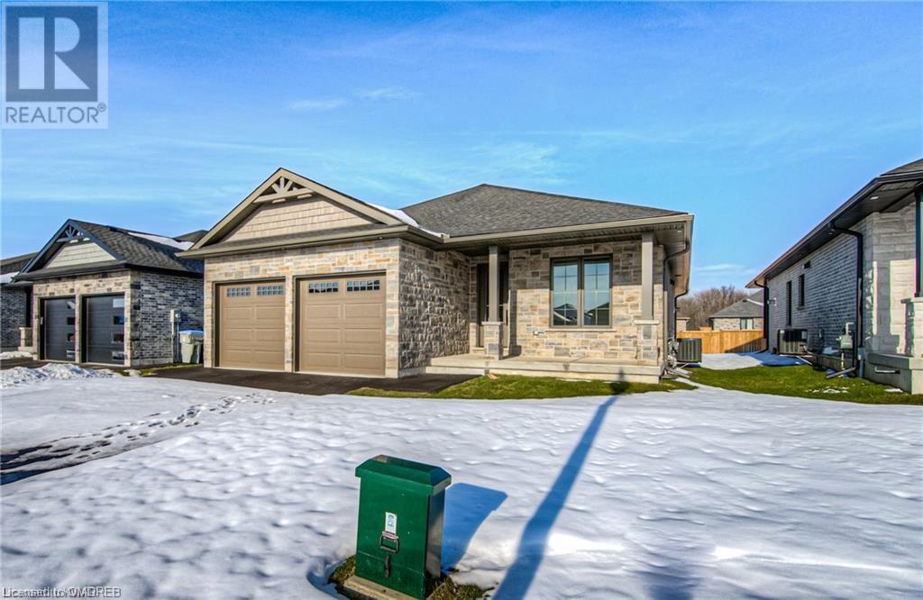 1065 Kincaid Street W, Listowel, Ontario  N4W 0J8 - Photo 3 - 40547924