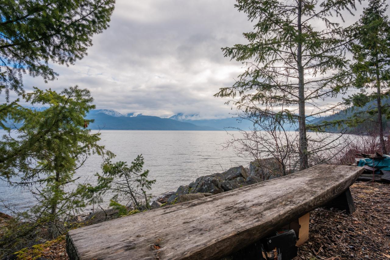 397 Park Avenue, Procter, British Columbia  V1L 0B6 - Photo 2 - 2475151