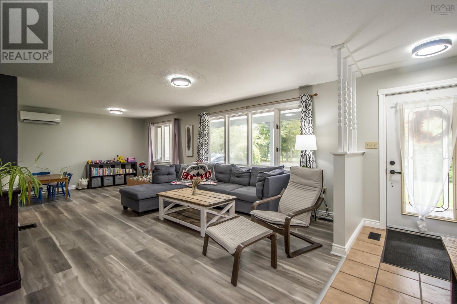 1128 Maple Avenue, Aylesford, Nova Scotia  B0P 1C0 - Photo 4 - 202403722