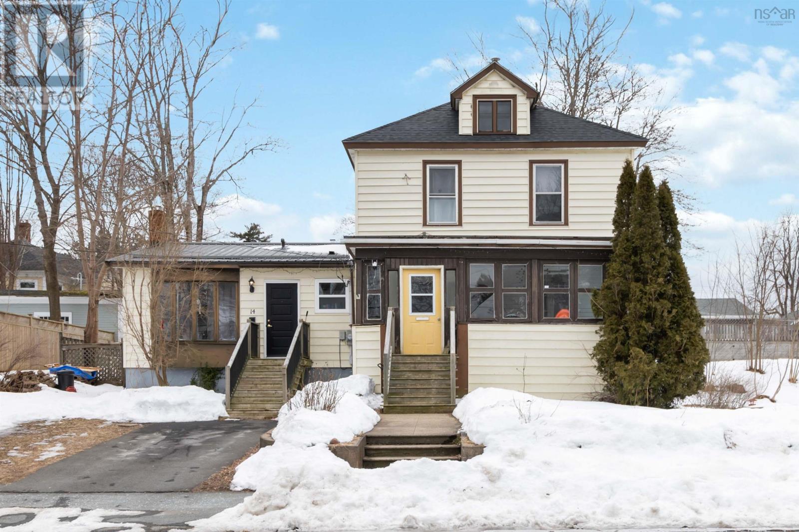 14 Scotia Street, Bridgewater, Nova Scotia  B4V 1E5 - Photo 4 - 202403705