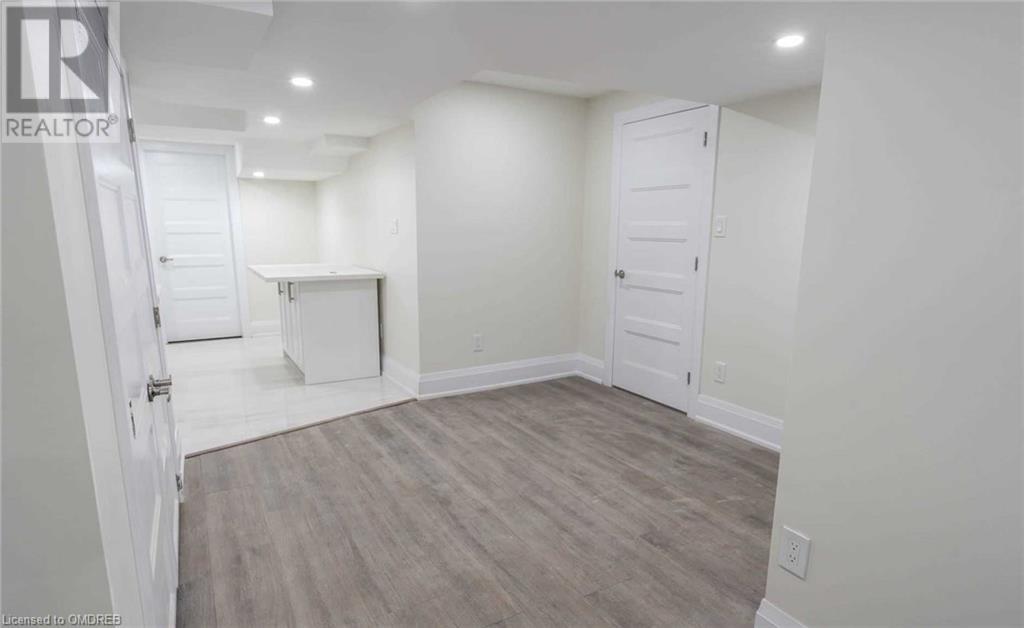 18 Divers Road Unit# Bsmt, Brampton, Ontario  L7A 5C8 - Photo 14 - 40547402