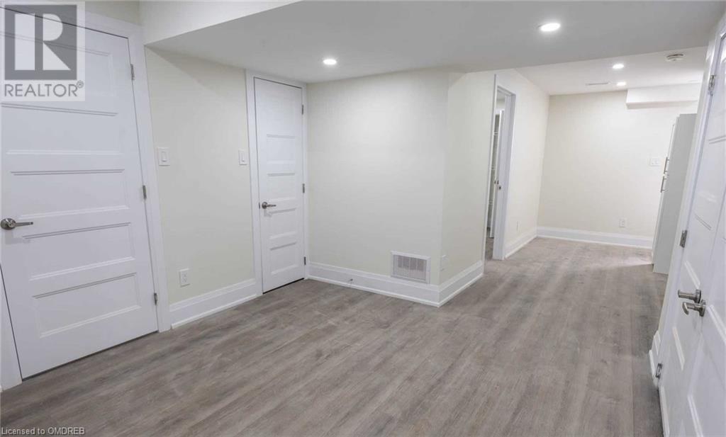 18 Divers Road Unit# Bsmt, Brampton, Ontario  L7A 5C8 - Photo 3 - 40547402