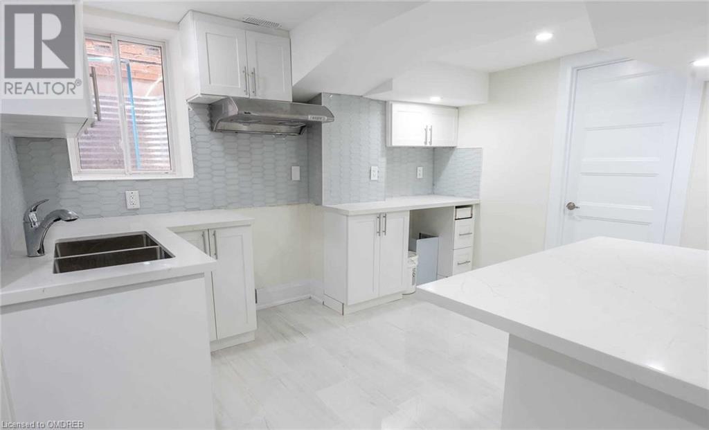 18 Divers Road Unit# Bsmt, Brampton, Ontario  L7A 5C8 - Photo 4 - 40547402