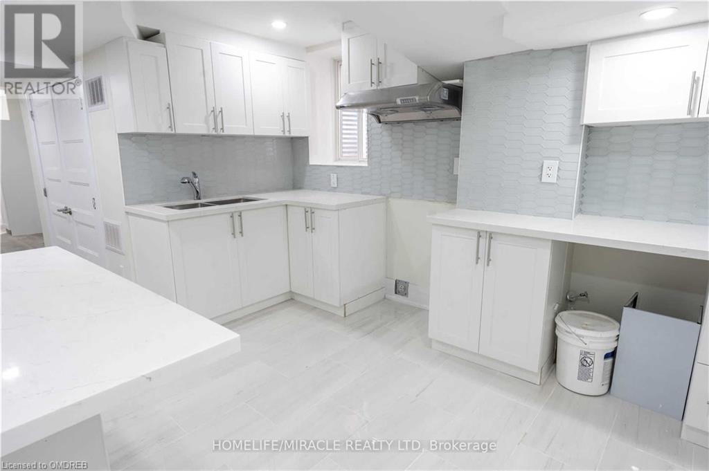 18 Divers Road Unit# Bsmt, Brampton, Ontario  L7A 5C8 - Photo 5 - 40547402