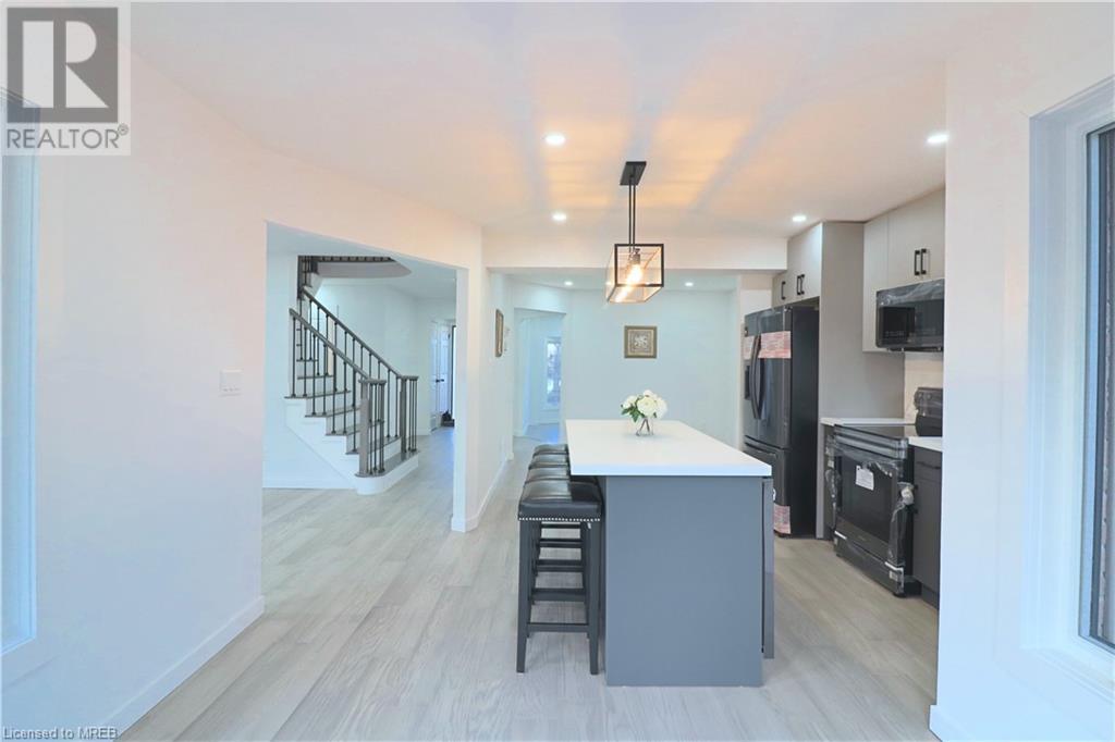 21 Westland Street, St. Catharines, Ontario  L2S 3T1 - Photo 11 - 40547089