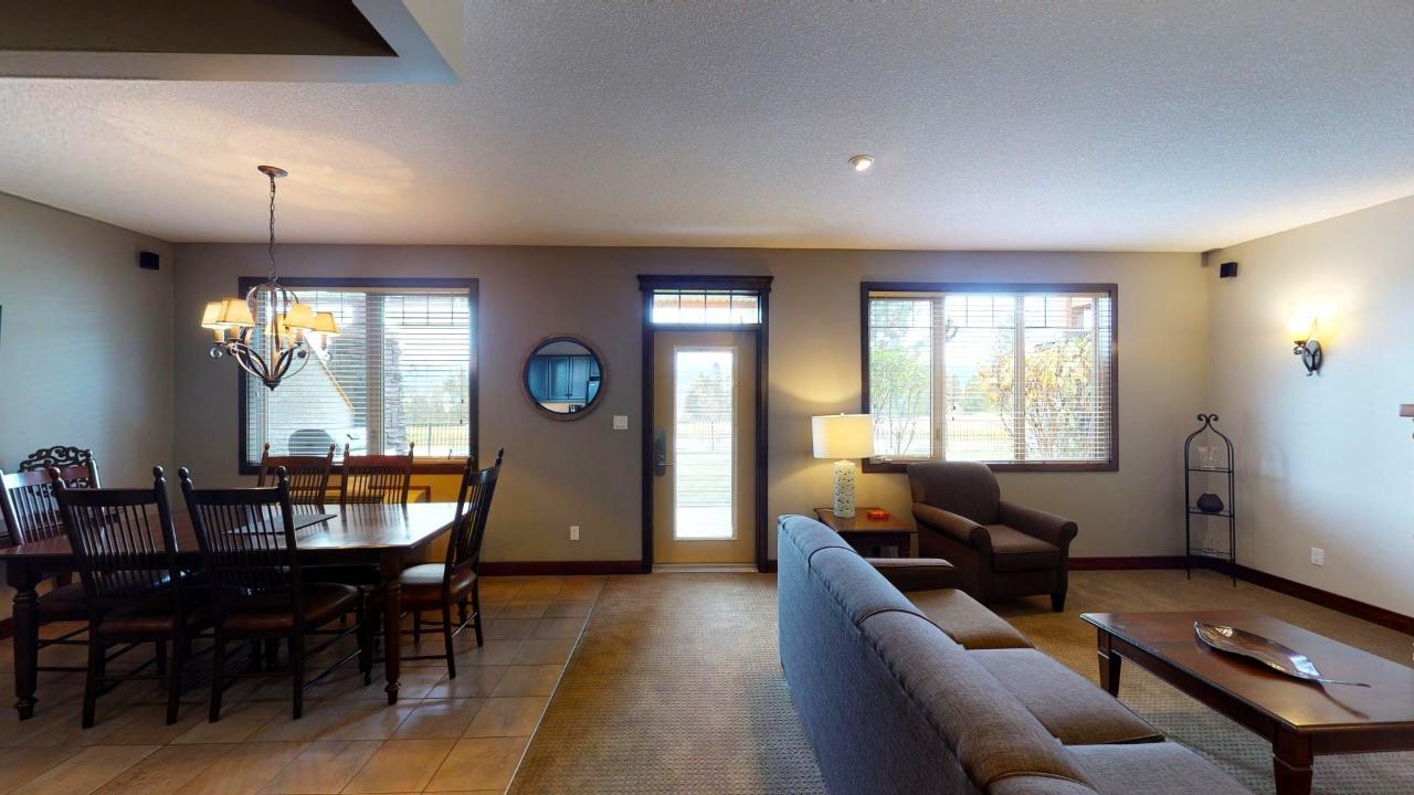 614 B - 600 Bighorn Boulevard, Radium Hot Springs, British Columbia  V0A 1M0 - Photo 2 - 2475202