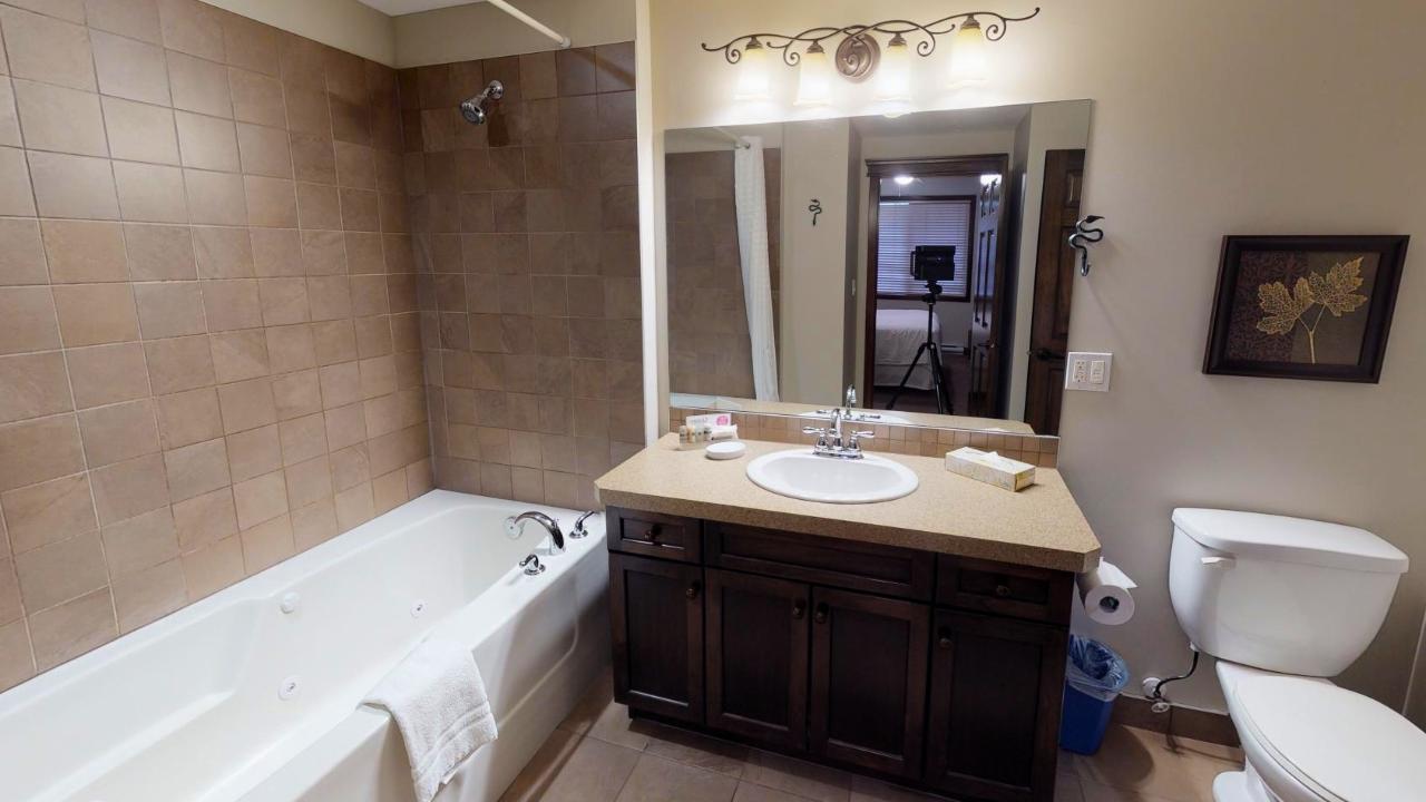 614 B - 600 Bighorn Boulevard, Radium Hot Springs, British Columbia  V0A 1M0 - Photo 29 - 2475202