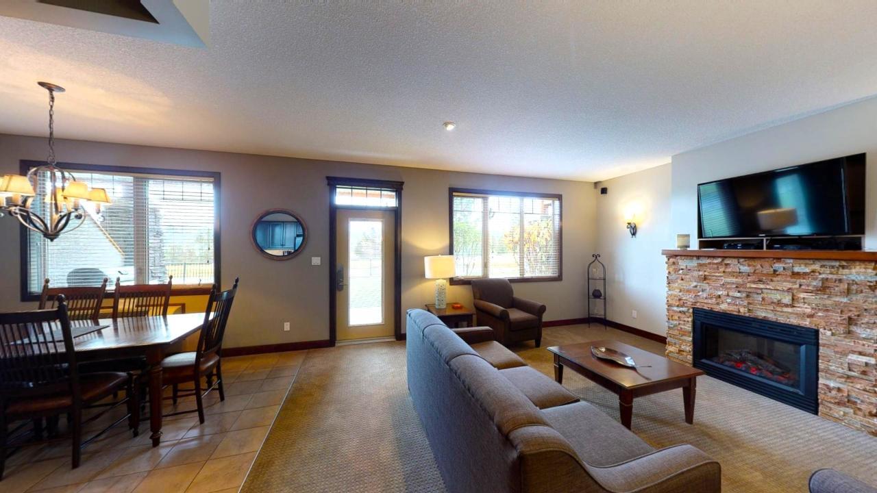 614 B - 600 Bighorn Boulevard, Radium Hot Springs, British Columbia  V0A 1M0 - Photo 3 - 2475202