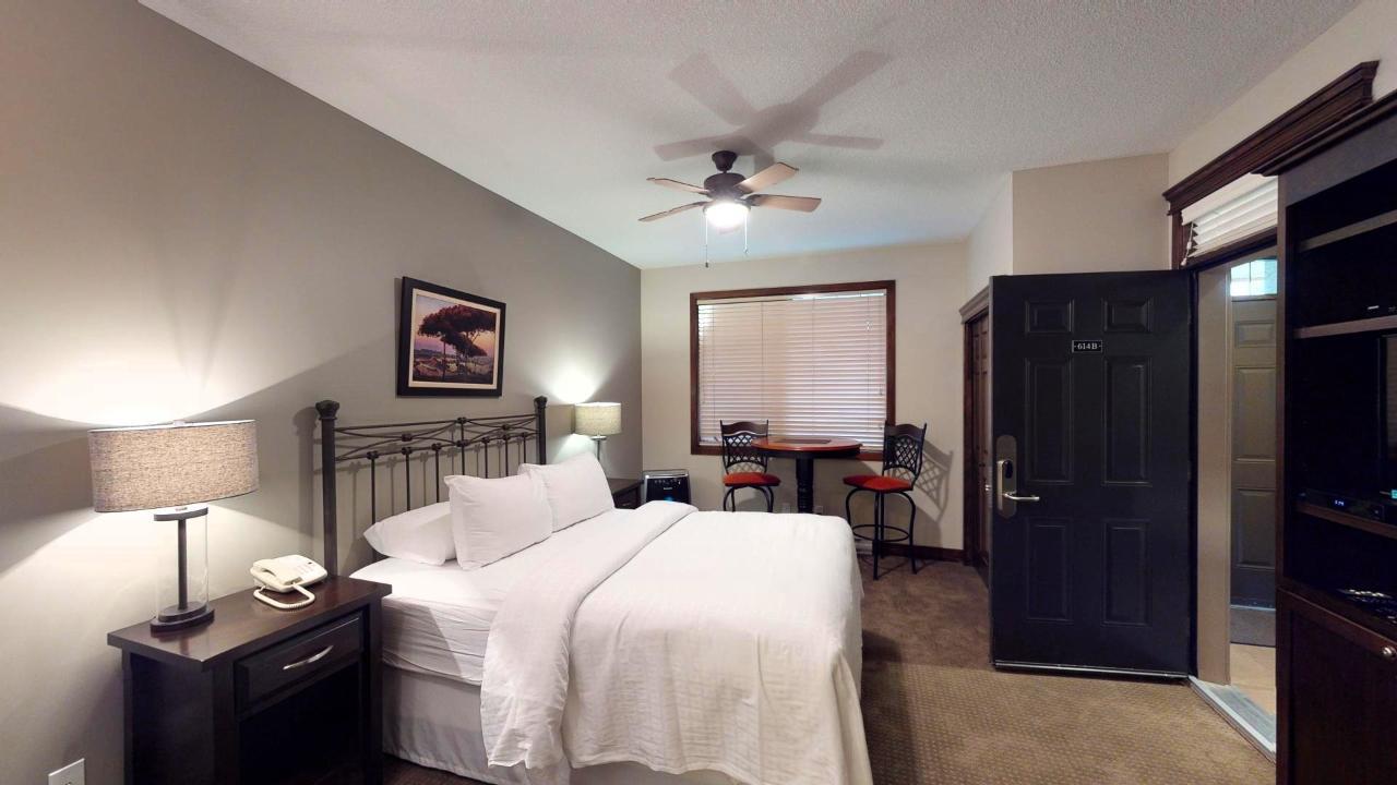 614 B - 600 Bighorn Boulevard, Radium Hot Springs, British Columbia  V0A 1M0 - Photo 33 - 2475202