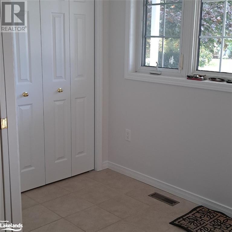 7 Indiana Avenue, Wasaga Beach, Ontario  L9Z 3A8 - Photo 6 - 40547915