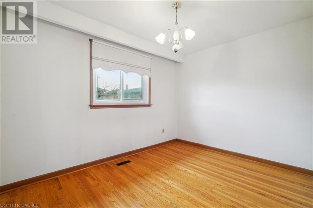 32 Killamarsh Drive, North York, Ontario  M3J 1J3 - Photo 16 - 40545866