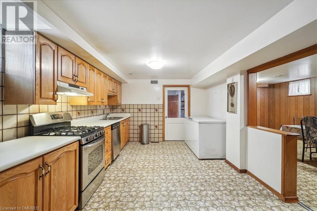 32 Killamarsh Drive, North York, Ontario  M3J 1J3 - Photo 22 - 40545866